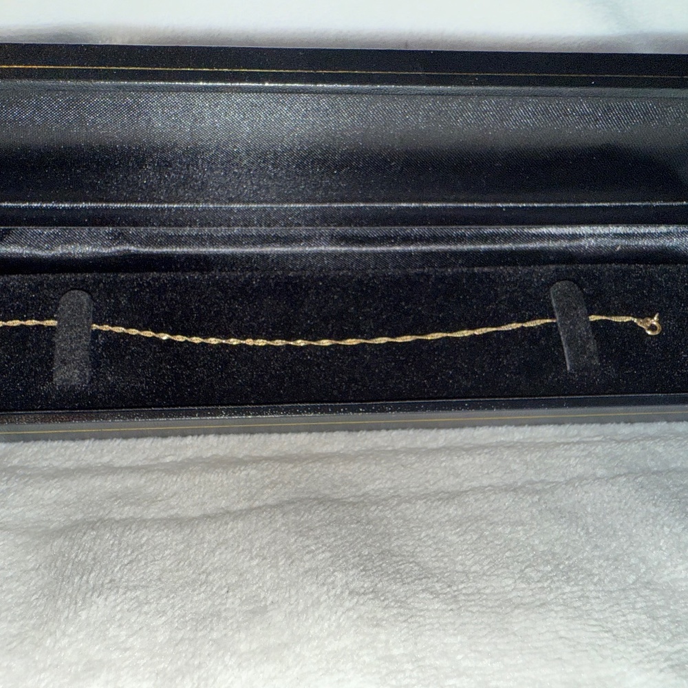 Gold bracelet